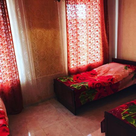 Hayq Guest House Goris Exterior foto