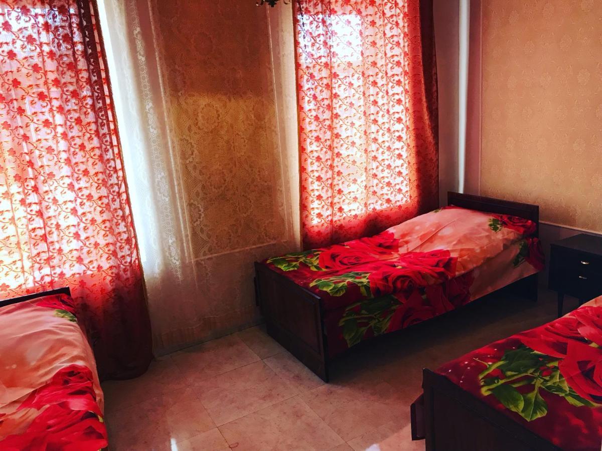 Hayq Guest House Goris Exterior foto